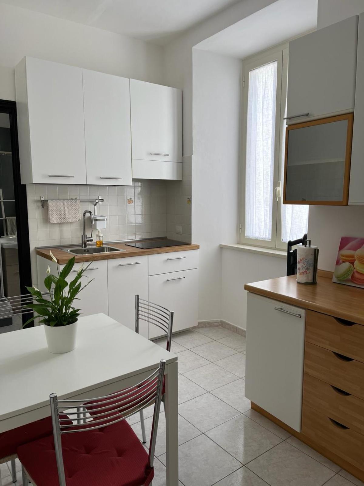 Luna Apartment 치비타베키아 외부 사진