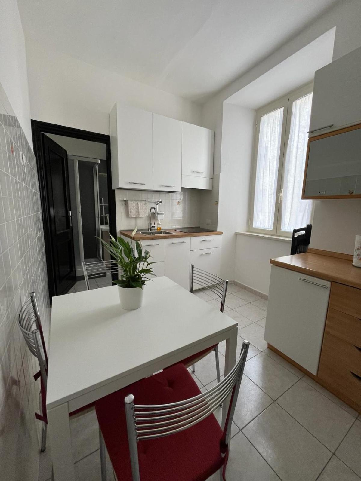 Luna Apartment 치비타베키아 외부 사진